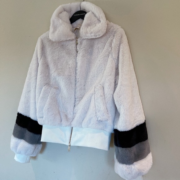 RAMY BROOK OLIVIA FAUX FUR COAT SZ M - Picture 6 of 11